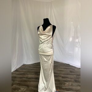 Champagne Open-back Cowl-Neck Sheath Fitted Maxi Dress Women’s Size Small S